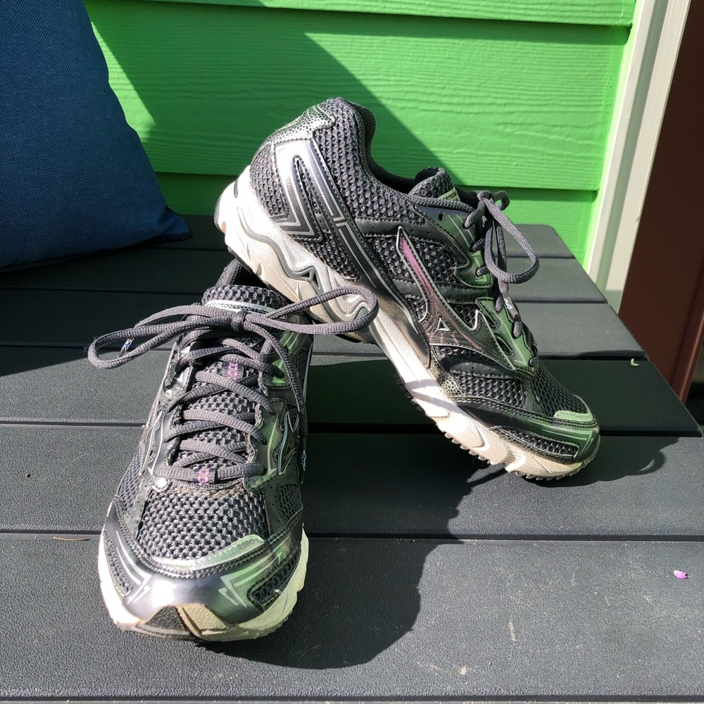 Mizuno Wave Elixir 5 Sneakers